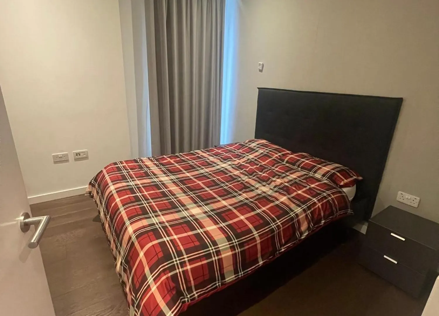 Roberts 2 Bed Apartment London